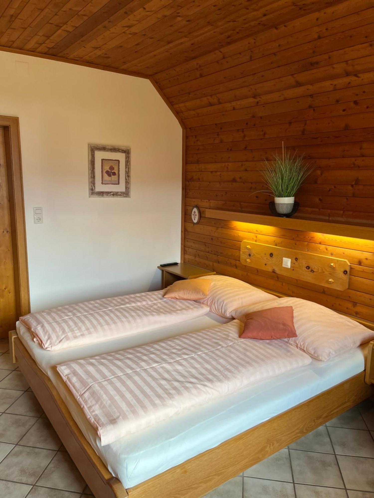 Pension Kreischberg Mayer Sankt Lorenzen ob Murau Exterior foto